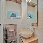 Casa Giachi Daire Lerici